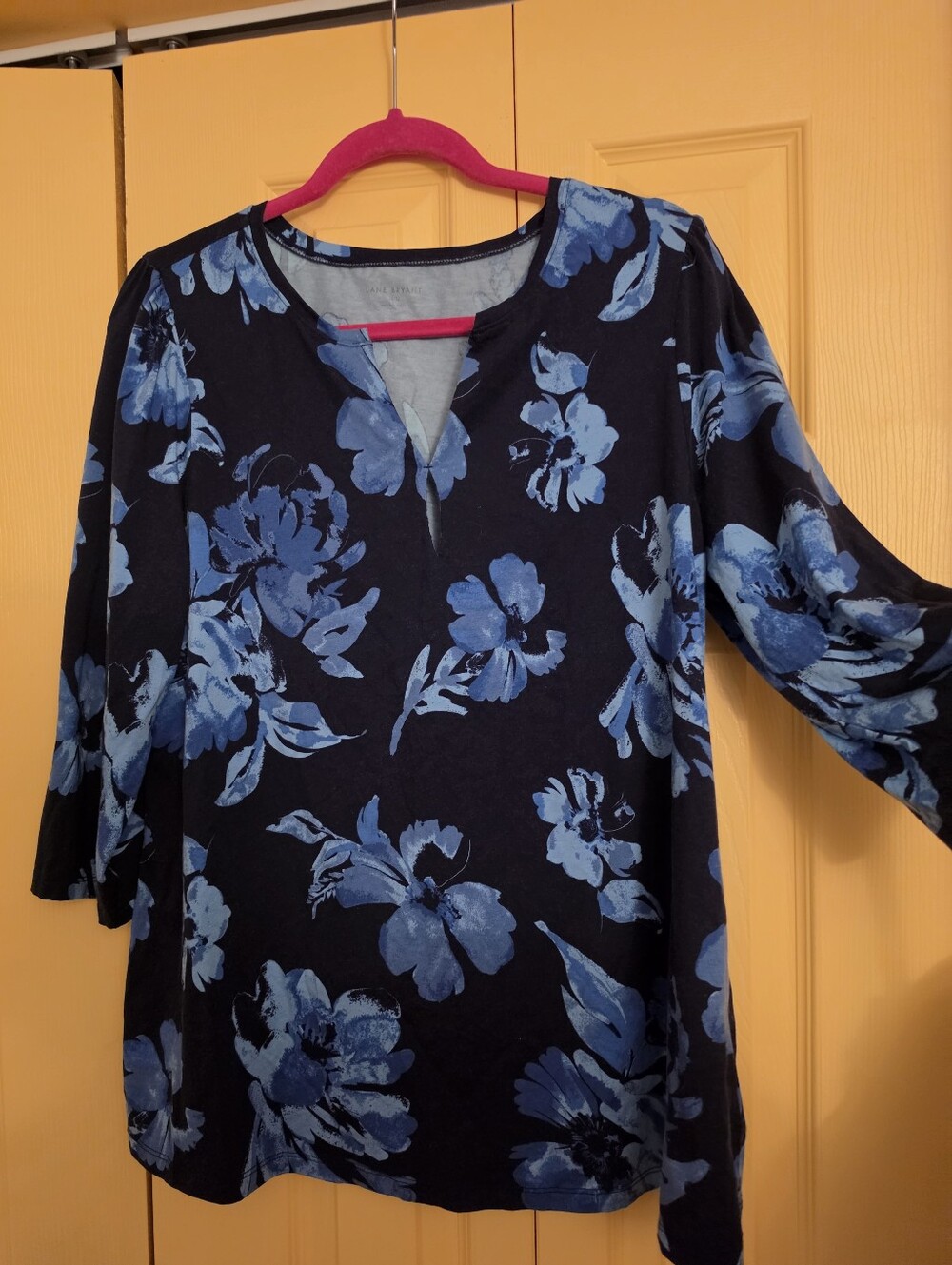 Lane Bryant 3/4 Sleeve top